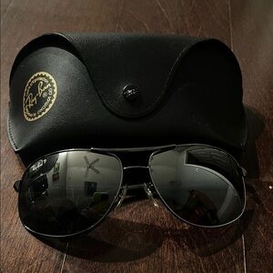 Ray-Ban Classic Black Aviator Sunglasses with Case